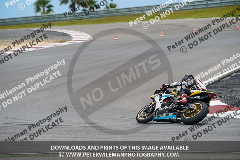 cadwell no limits trackday;cadwell park;cadwell park photographs;cadwell trackday photographs;enduro digital images;event digital images;eventdigitalimages;monteblanco trackday photographs;no limits trackdays;peter wileman photography;racing digital images;trackday digital images;trackday photos